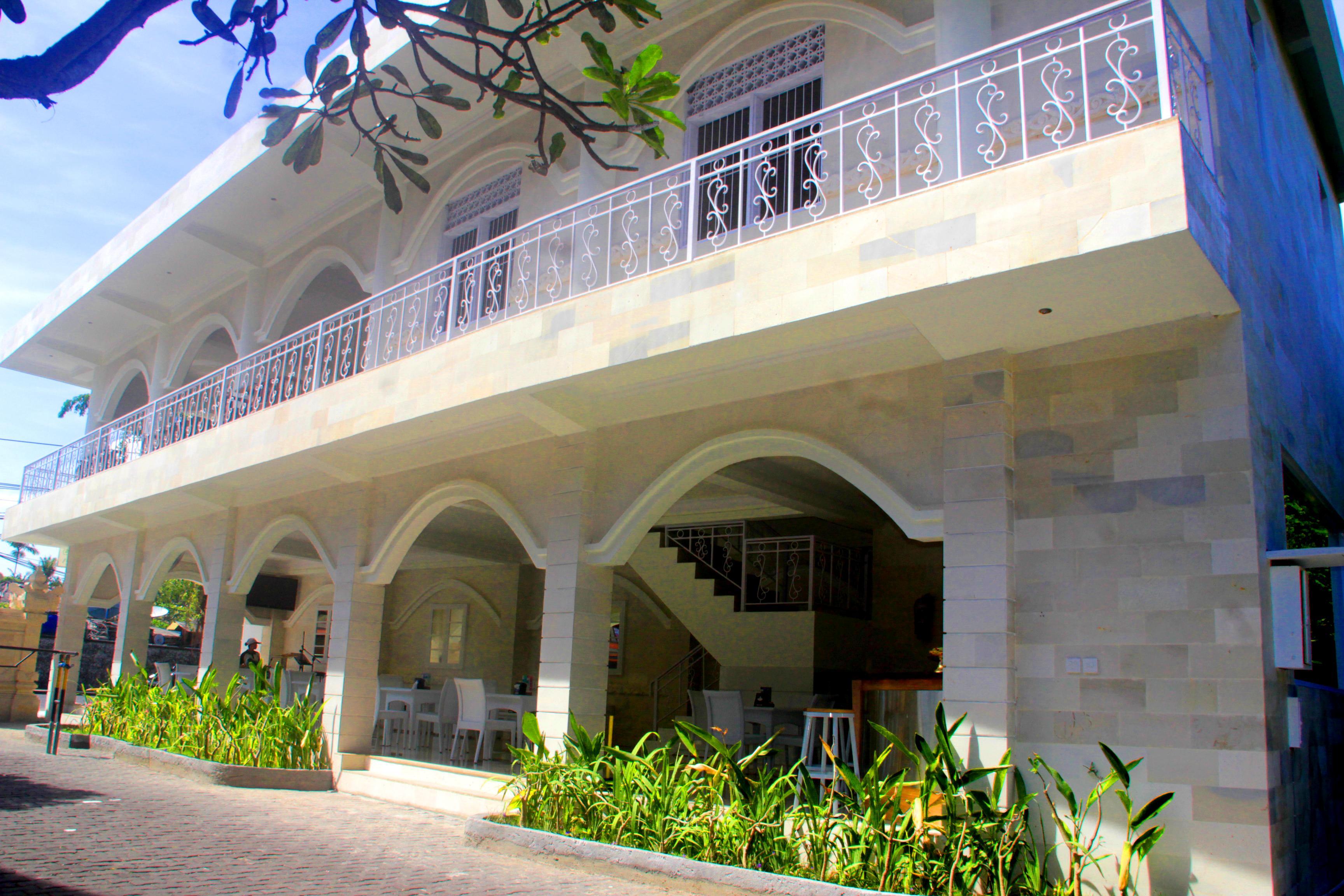 Melasti Beach Resort & Spa Legian Buitenkant foto